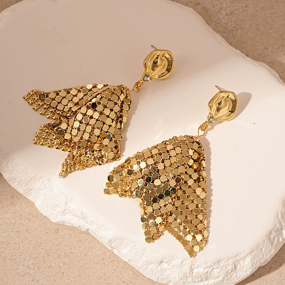 Wholesale Metal Alloy Flower Tassel Earrings With Electroplating Exaggerated And Fashionable For Women