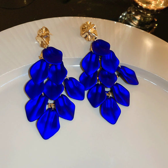 Wholesale Metal Blue Irregular Earrings With Silver Needle Pleated And Geometric Design Electroplated For Women