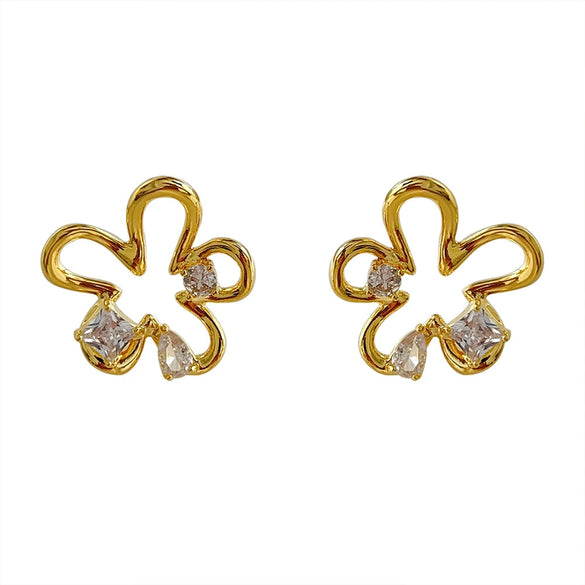 Wholesale Metal Copper Geometric And Flower Hollow Earrings Electroplated Light Luxury Style For Women