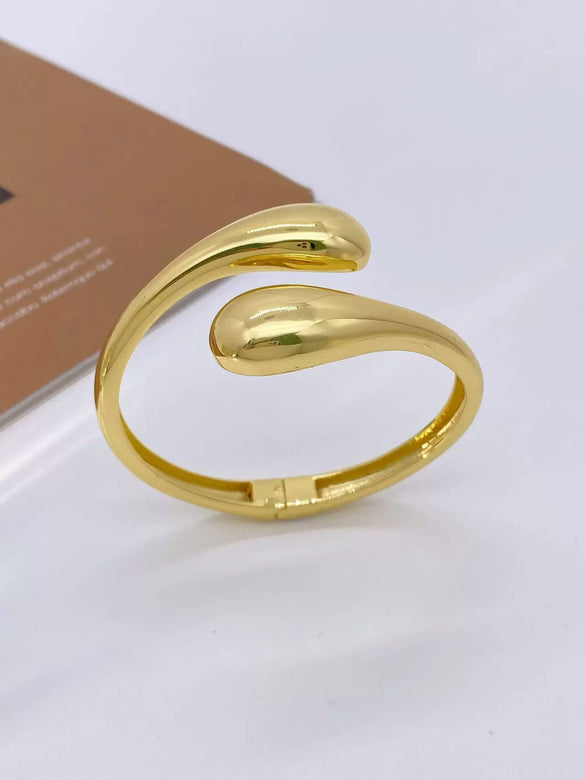 Wholesale Metal Fashion Geometric Electroplated Drop Glow Opening Women's Bracelet Jewelry