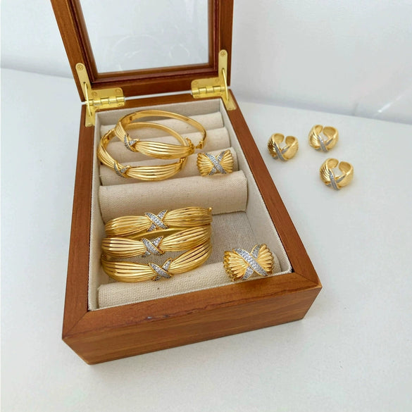 Wholesale Metal Fashion Retro Wide Face Ring Bracelet With Cross Line And Electroplating Treatment