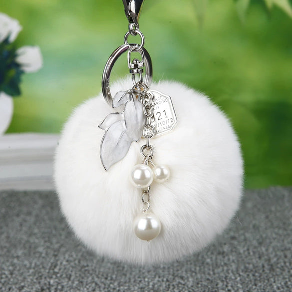 Wholesale Metal Flower Keychain Pendant For Female Plush And Cute Design