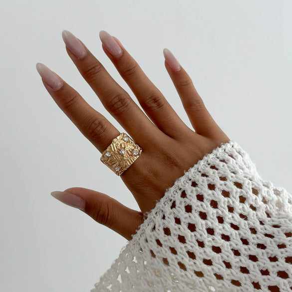 Wholesale Metal Geometric Asymmetrical Hammered Pleated Open Ring Electroplated For Women