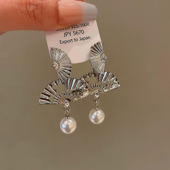 Wholesale Metal Geometric Exaggerated Retro Electroplated Earrings For Women