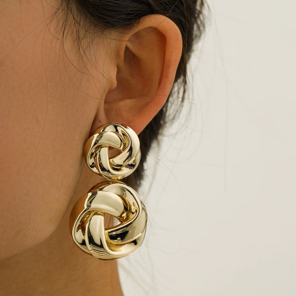 Wholesale Metal Geometric Hollow Twist Knotted Goldplated Women's Earrings