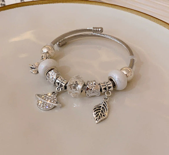 Wholesale Metal Geometric Inlaid Zircon Bracelet Light Luxury Jewelry