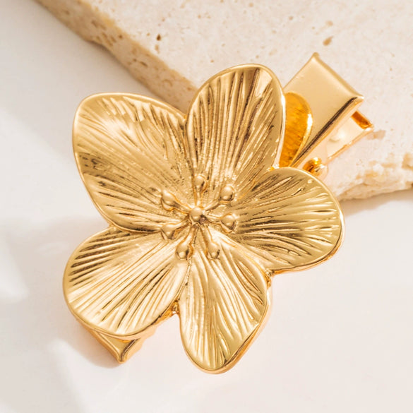 Wholesale Metal Geometric Love Flower Hairpin Duckbill Clip For Women