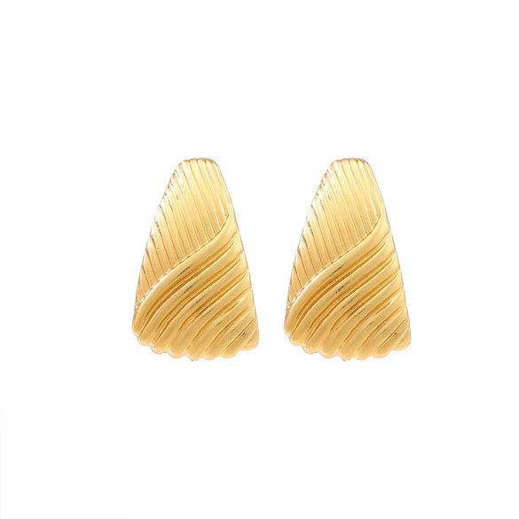 Wholesale Metal Geometric Stripe Cshape Ladies Elegant Earrings Zinc Alloy Electroplating
