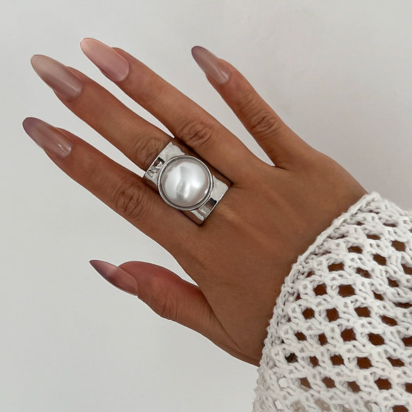 Wholesale Metal Geometric Wide Face Ring For Women With Electroplating Treatment