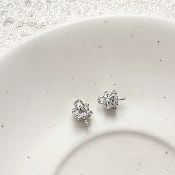 Wholesale Metal Goldplated Crown Pendant Diy Accessory Materials With Colorpreserving Zircon And Electroplating Process