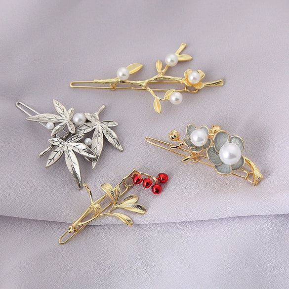 Wholesale Metal Hair Accessories Clip With Original Design And Plants And Flowers Style Electroplated