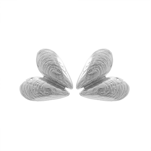 Wholesale Metal Heart Shape Zinc Alloy Electroplating Fashion Niche Design Women's Earrings