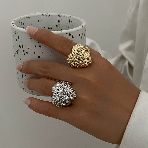 Wholesale Metal Heart Shaped Beaded Ring With Electroplating Design