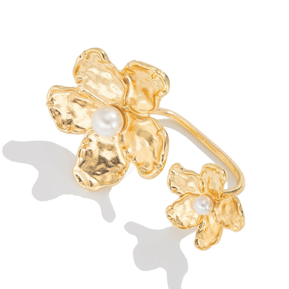 Wholesale Metal Imitation Pearl Flower Animal Zodiac Geometric Butterfly Finger Ring With Electroplating