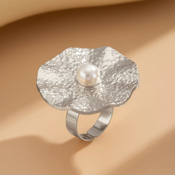 Wholesale Metal Open Ring With Imitation Pearl Flower And Geometric Design Electroplated For Women