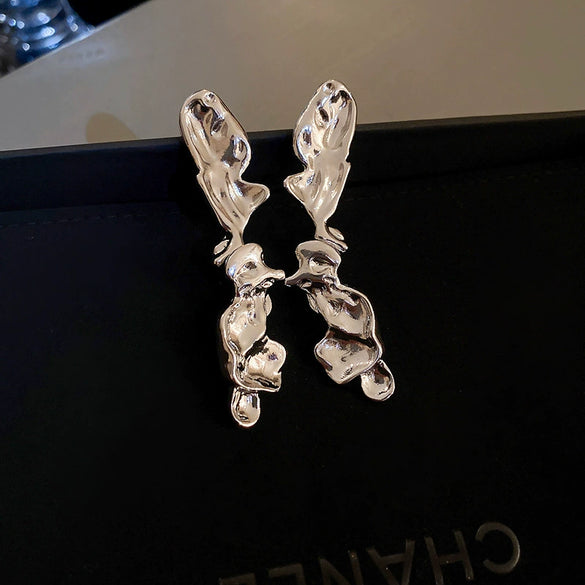 Wholesale Metal Oval Earrings And Necklace Set With Cross Crown Roman Numerals Pattern For Women Electroplated Light Luxury Style Clavicle Chain
