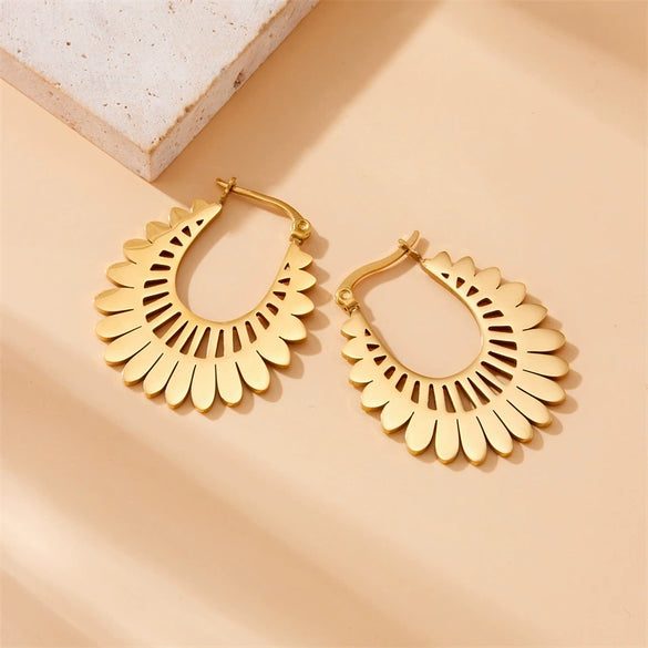Wholesale Metal Retro Cold Style Ushaped Geometric Stainless Steel Goldplated Earrings