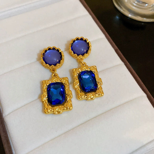 Wholesale Metal Retro Flower Design Diamond Pearl Earrings For Women