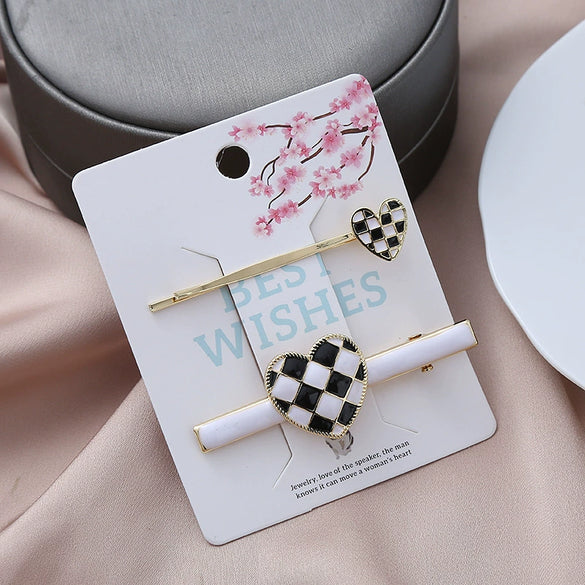Wholesale Metal Retro Heart Shape Electroplating Duckbill Hairpin For Women