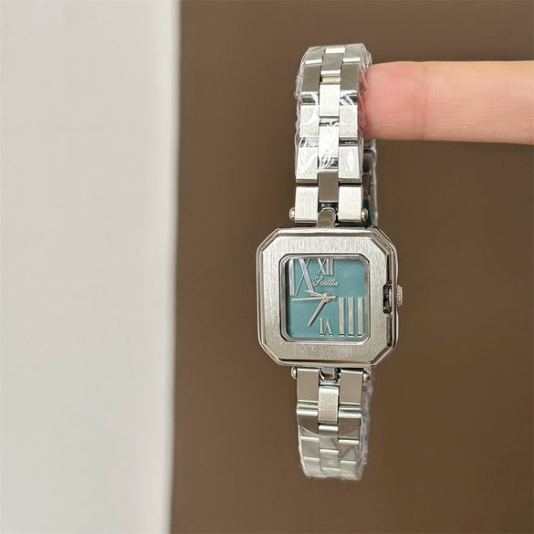 Wholesale Metal Small Square Watches With Steel Straps Fashionable Stylish General Gender Pointer Display