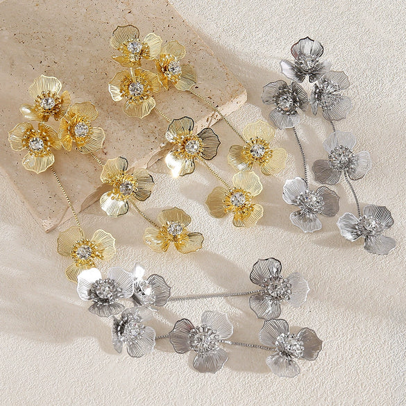 Wholesale Metal Zinc Alloy Flowershaped Electroplated Earrings For Women