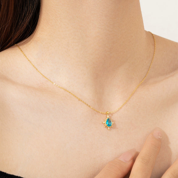 Wholesale Mini Pendant Clavicle Chain Necklace S925 Sterling Silver 18K Gold Plated With Sky Blue Zircon