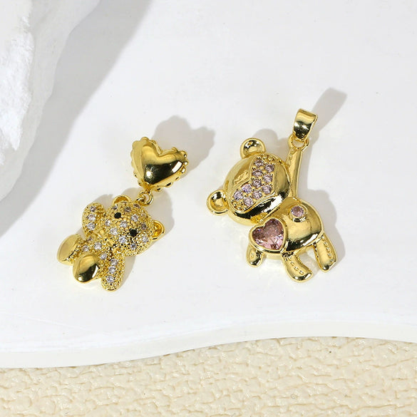 Wholesale Minimalist Animal Zodiac Copper Inlaid Gold Zirconium Micropaved Necklace Pendant For Women