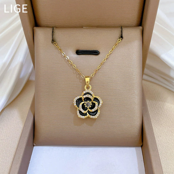 Wholesale Minimalist Camellia Pattern Stainless Steel And Copper Necklace For Women With Electroplating