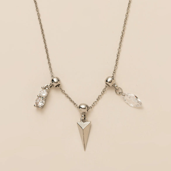 Wholesale Minimalist Copper Heart Shape Zircon Necklace For Women With Electroplating