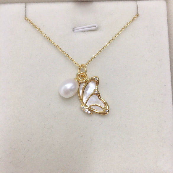Wholesale Minimalist Freshwater Pearl And Seashells Butterfly Pendant Necklace With Rice And Droplet Shape Pearls And Copper Accessories