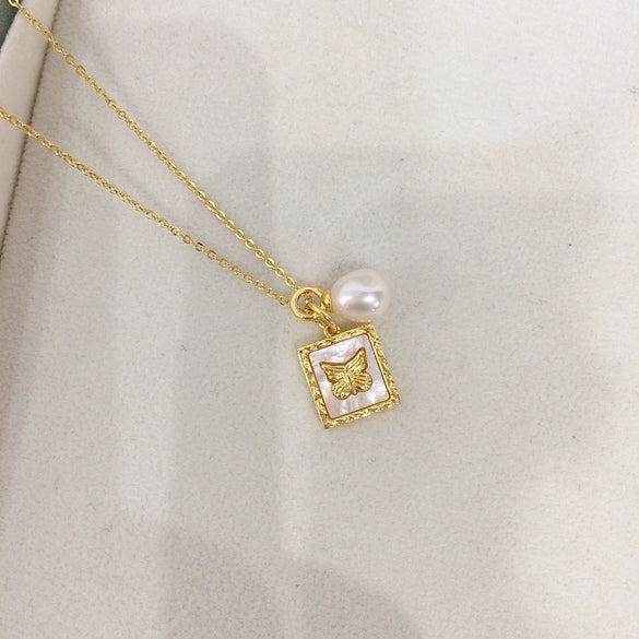 Wholesale Minimalist Freshwater Pearl Pendant Jewelry With Square And Butterfly Design Copper Accessories Rice And Droplet Shape Pearls