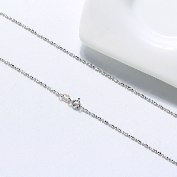 Wholesale Minimalist Geometric S925 Sterling Silver Necklace With Electroplating Treatment