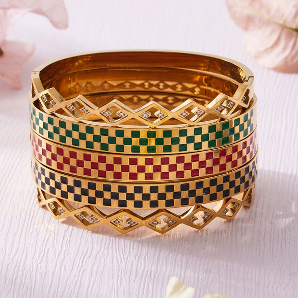 Wholesale Minimalist Geometric Square Grid Oil Drip Buckle Stainless Steel Electroplated Bracelet Set