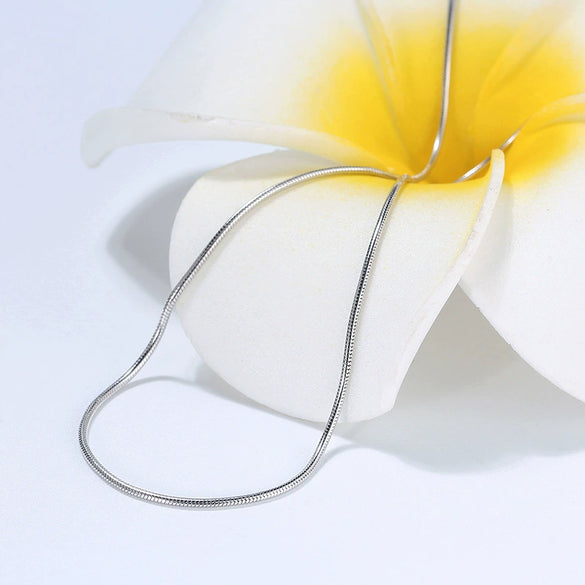Wholesale Minimalist Geometric 925 Sterling Silver Round Snake Chain Necklace With Electroplating