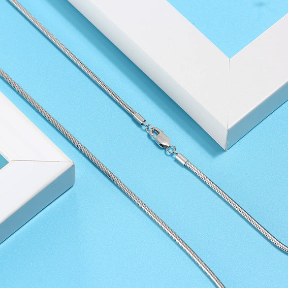 Wholesale Minimalist Geometric 925 Sterling Silver Round Snake Chain Necklace With Electroplating