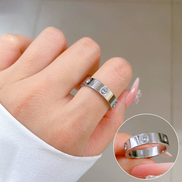 Wholesale Minimalist Geometric Titanium Steel Crown Pattern Polished Bungee Ring For Unisex
