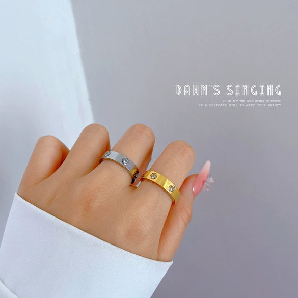 Wholesale Minimalist Geometric Titanium Steel Crown Pattern Polished Bungee Ring For Unisex