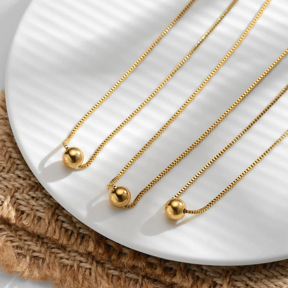 Wholesale Minimalist Geometric Titanium Steel Goldplated Women's Box Chain Necklace