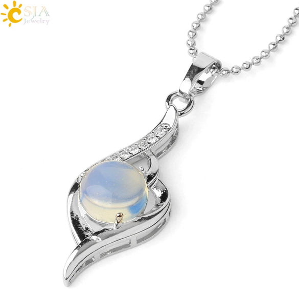 Wholesale Minimalist Heart Shaped Natural Crystal Stone And Zircon Silver Clavicle Pendant Necklace