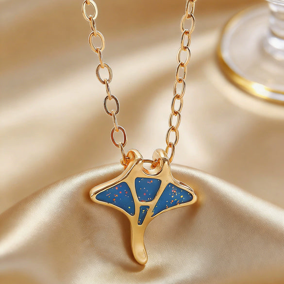 Wholesale Minimalist Oil Drip Animal Zodiac Manta Ray Necklace Made Of Copper For Teens And Unisex