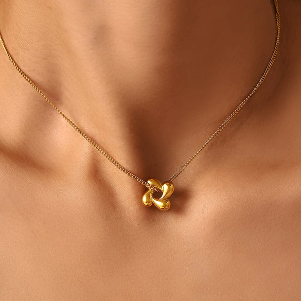 Wholesale Minimalist Rotating Flower Stainless Steel Necklace And Earrings Suit With Electroplating Fashion Ol Style Regular Chain