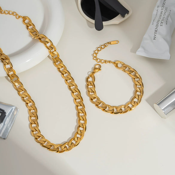 Wholesale Minimalist Simple Basic Titanium Steel Gold Plated Waterproof Jewelry With Geometric Horse Whip Chain Necklace And Bracelet