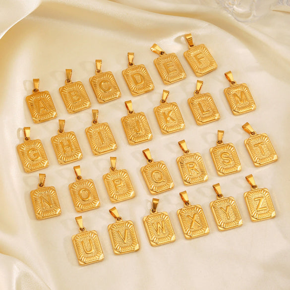 Wholesale Minimalist Stainless Steel Square Letter Pendant Necklace Accessories