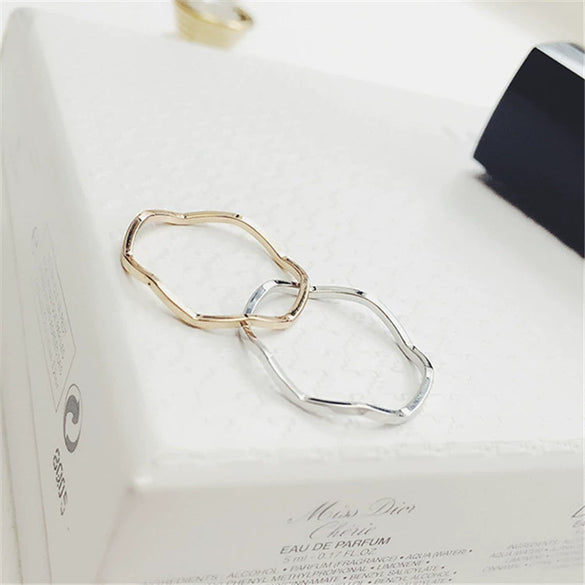 Wholesale Minimalist Wave Ring With Silver And Gold Plating For Unisex