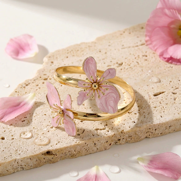 Wholesale Modern Minimalist Alloy Flower Enamel Drip Oil Bracelet For Women