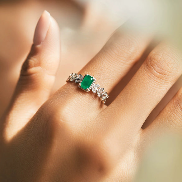 Wholesale Modern S925 Sterling Silver Vintage Emerald Cut Leaf Ring For Women With Inlaid Zircon