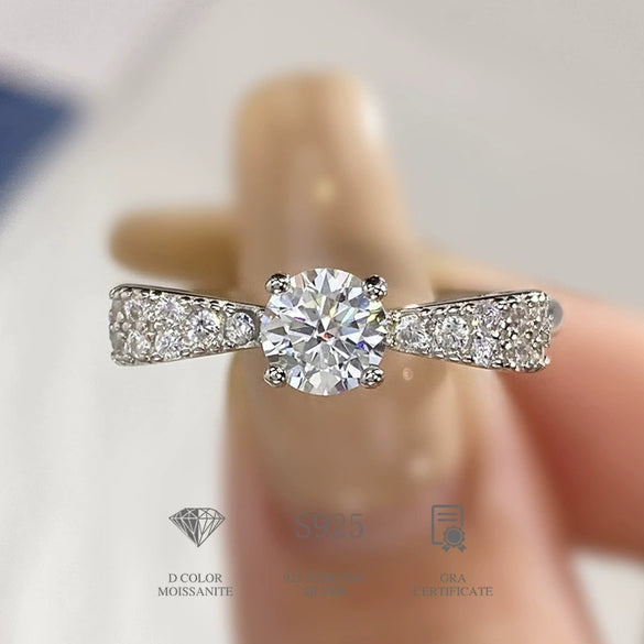 Wholesale Moissanite Bow Ring In S925 Sterling Silver With Four Claw Setting And Electroplating For Women