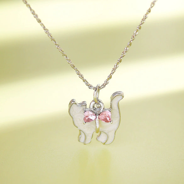 Wholesale Motherofpearl Animal Shaped Copper Electroplated Kitten Pendant Necklace For Women