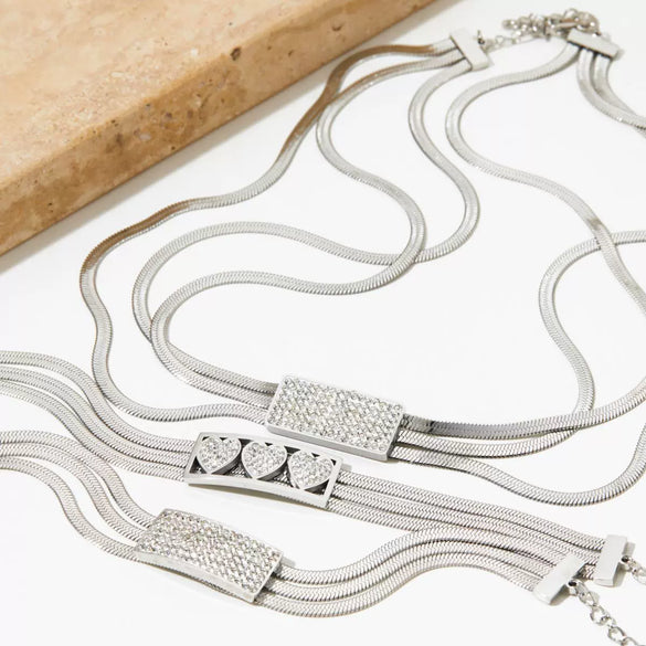 Wholesale Multi Layer Stainless Steel Love Themed Jewelry Suit With Vacuum Plated Clavicle Chain And Bracelet For Women
