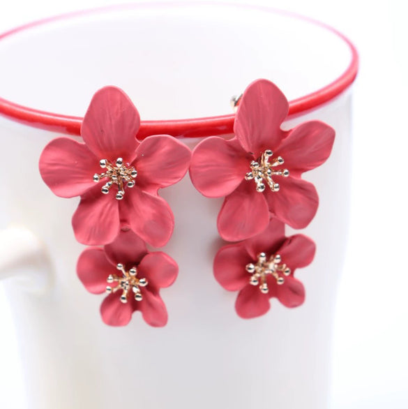 Wholesale Multicolor Double Flower Alloy Earrings With Baking Paint Design For Women Simple Sweet Fashion Trend